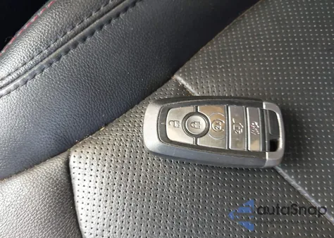 2019 Ford Explorer Sport z USA, uszkodzony, nr VIN 1FM5K8GT6KGB36329